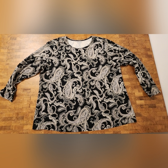 Croft & Barrow Classic Tee Size 3X. Plus Size. 3/4 Sleeve T-shirt. Paisley - Picture 1 of 9